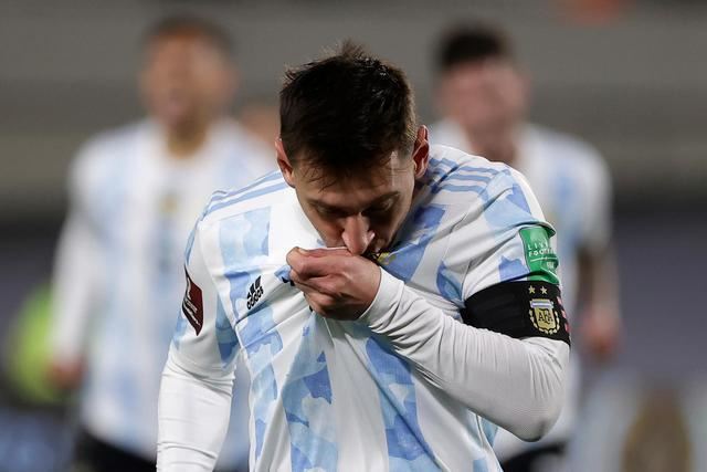 Messi mesterhármas! Felülmúlta a Ball King Bailey, hogy hozzon létre egy új t...